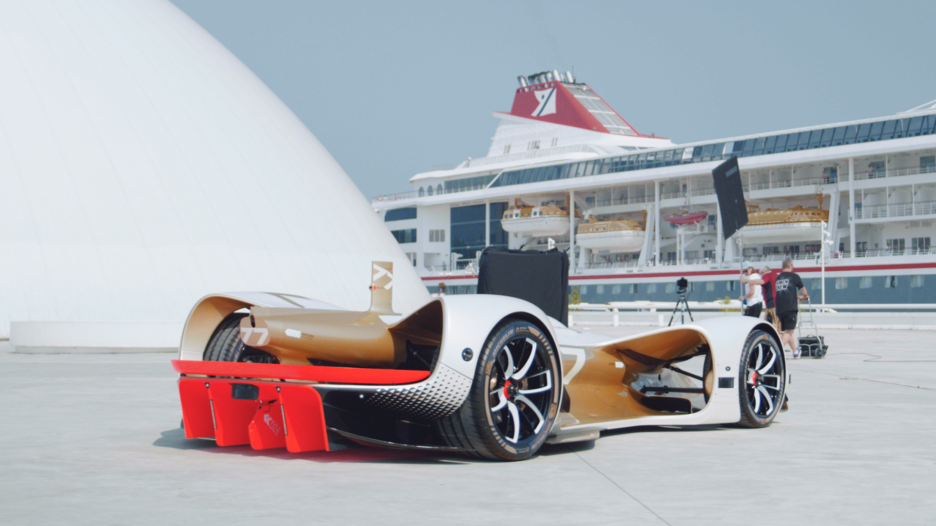 rr_reel_interview_crop